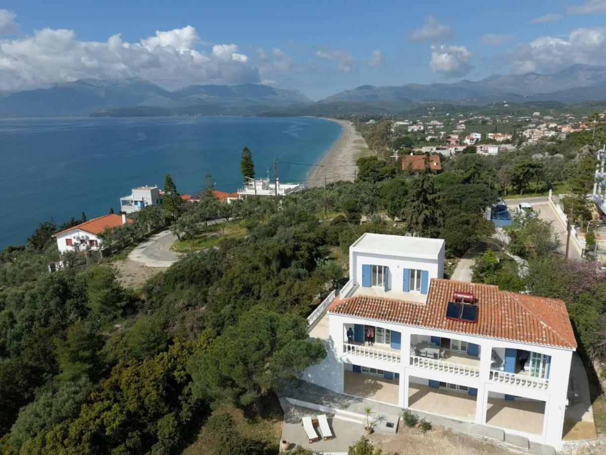 Laconian Collection Villa Big Blue Mavrovoúnion Buitenkant foto